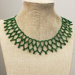Green Seed Bead, Vintage, barrel closure choker statement fashion necklace